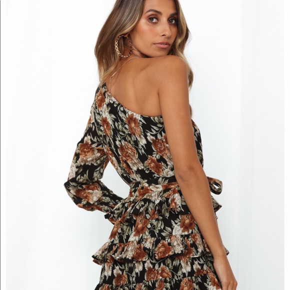 HELLO MOLLY Ruffled Dress ✨ - Picture 4 of 7